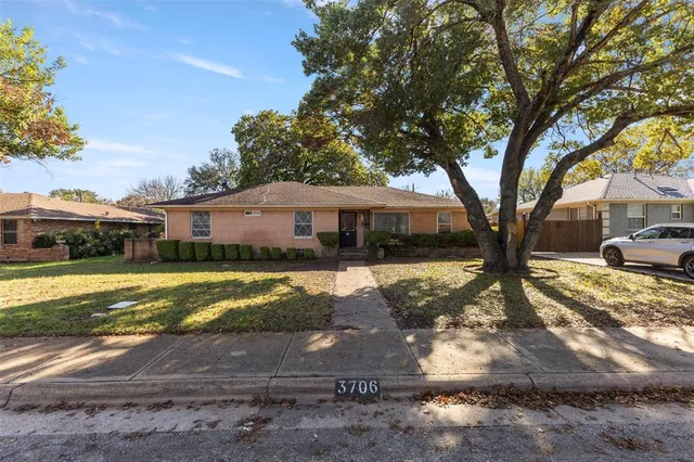 $325,000 | 3706 Kimballdale Drive, Dallas, TX 75233