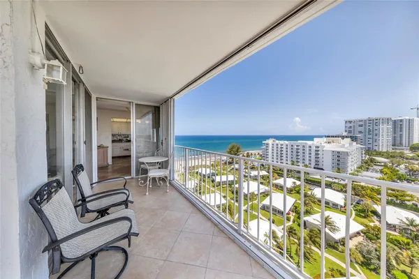 $599,000 | 1010 South Ocean Boulevard, Unit 1508, Pompano Beach, FL 33062