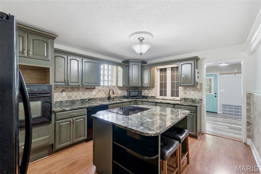 1800 Patterson Road Florissant, MO 63031 - Photo 15 of 43