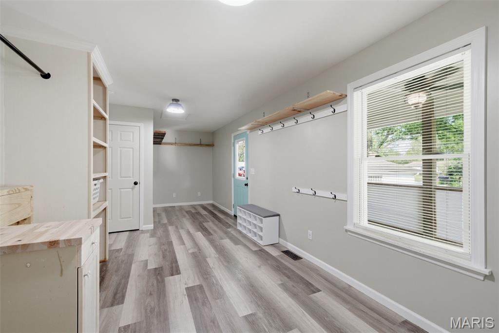 1800 Patterson Road Florissant, MO 63031 - Photo 22 of 43