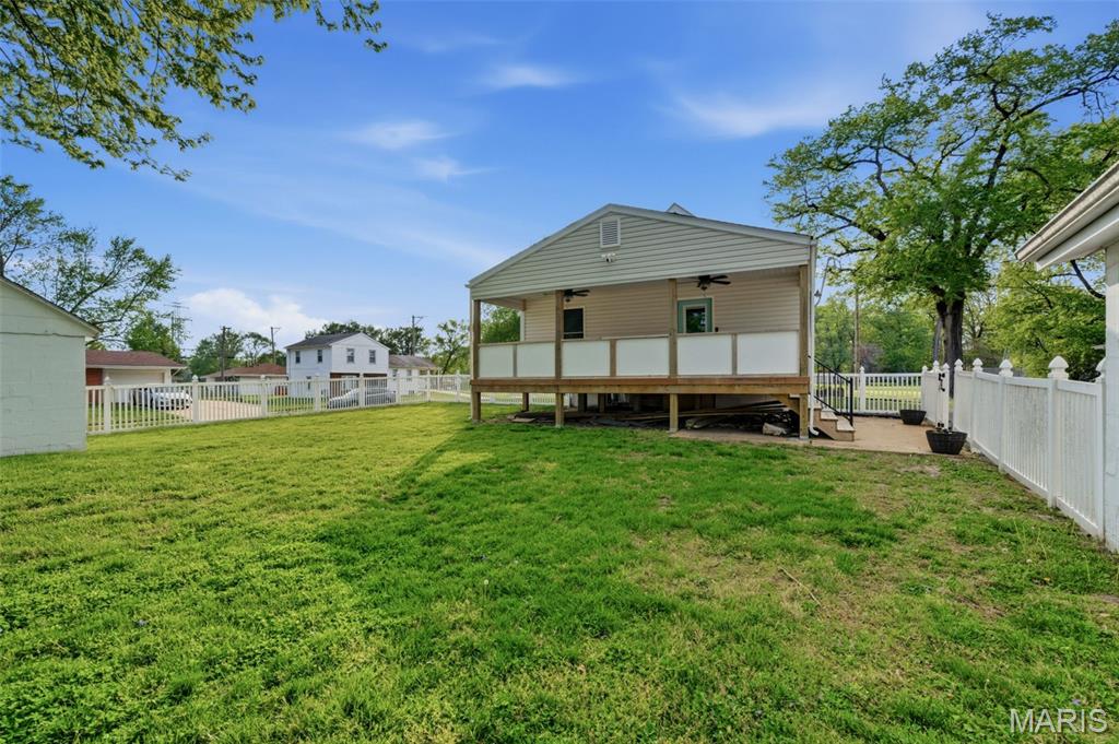 1800 Patterson Road Florissant, MO 63031 - Photo 37 of 43