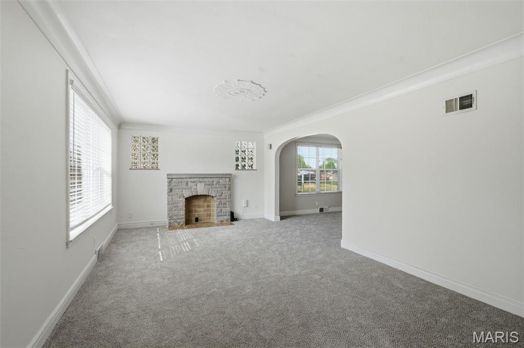 1800 Patterson Road Florissant, MO 63031 - Photo 5 of 43