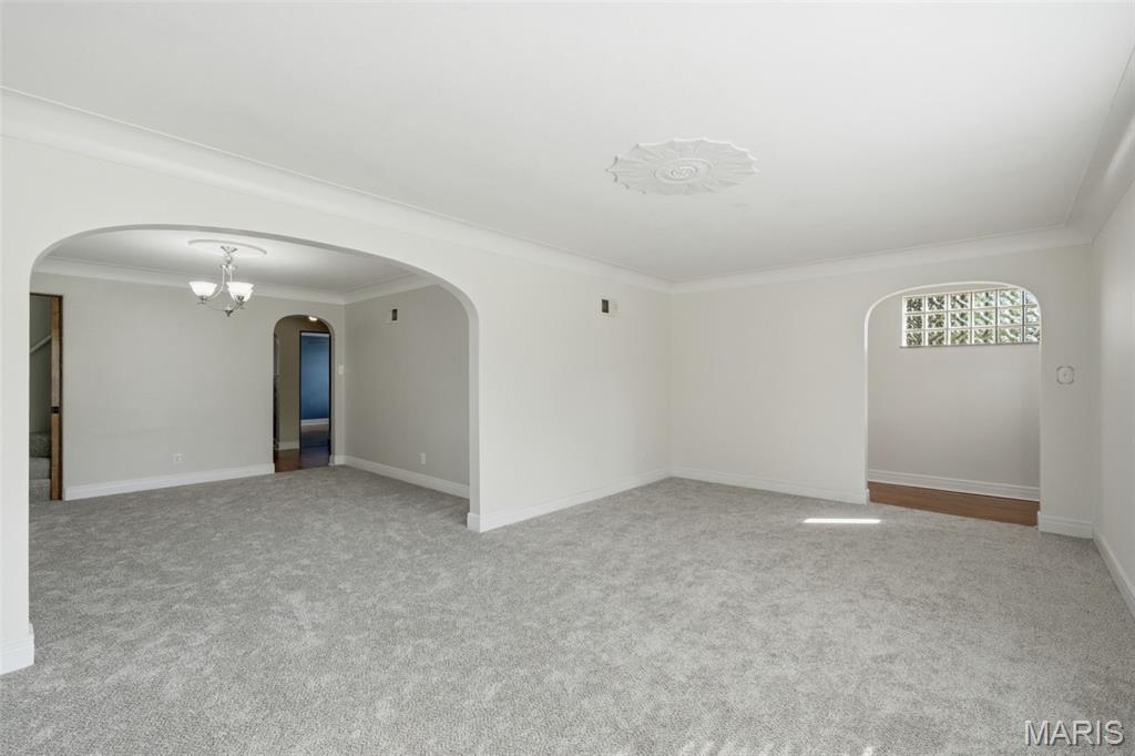 1800 Patterson Road Florissant, MO 63031 - Photo 6 of 43