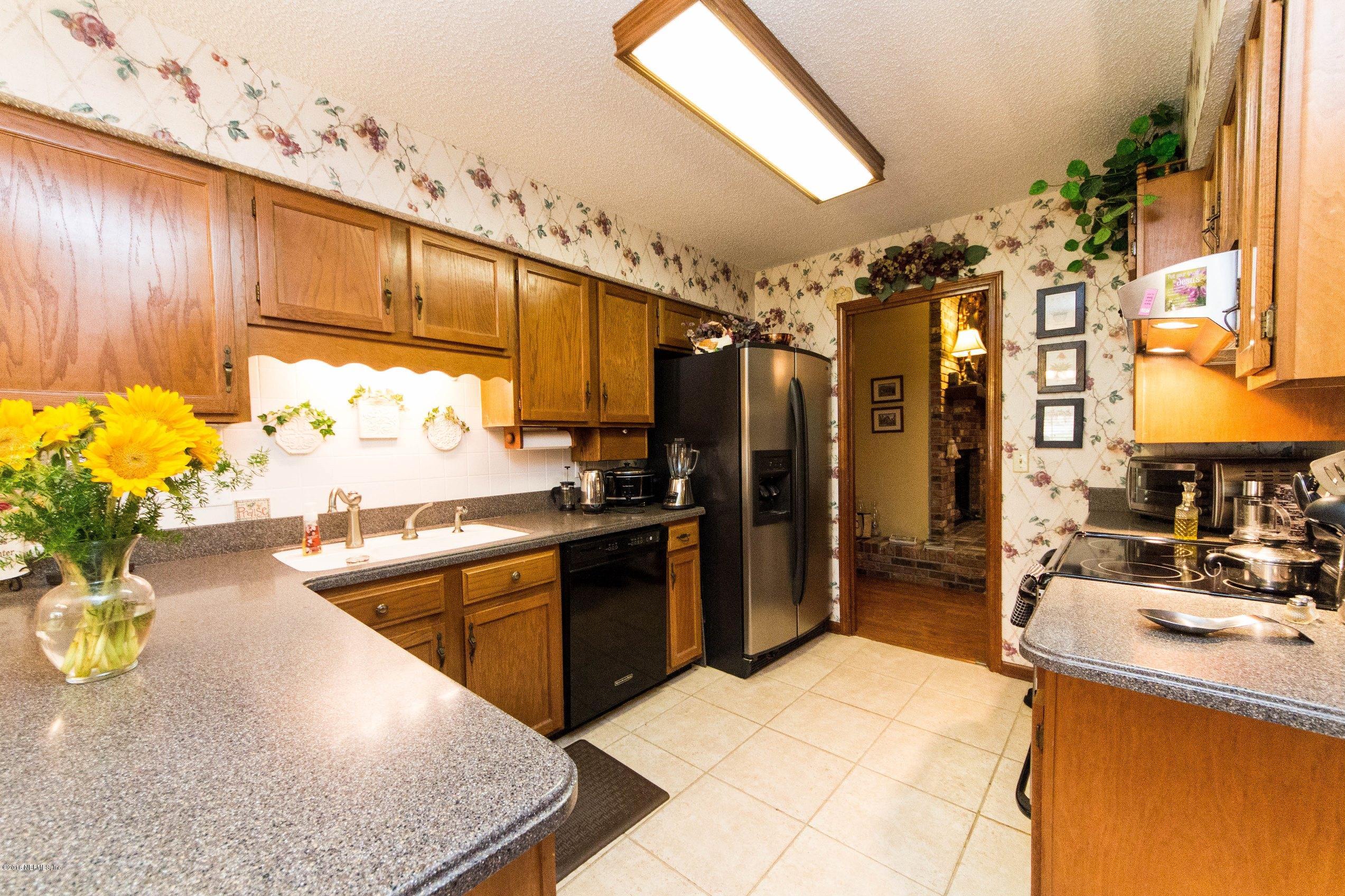 4448 Thicket Ridge Lane Jacksonville, FL 32258 - Photo 16 of 37 Kitchen View 3