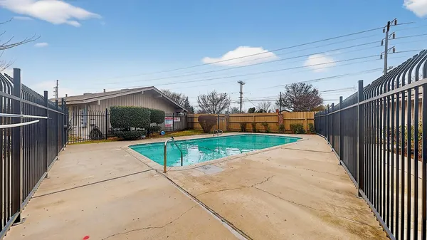$290,000 | 617 West Granger Avenue, Unit 66, Modesto, CA 95350