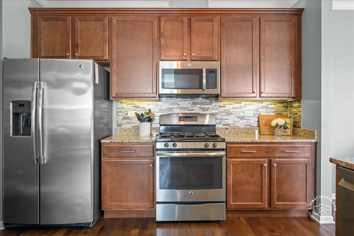 2927 Church Road Aurora, IL 60502 - Photo 17 of 40 Gallery Image 17