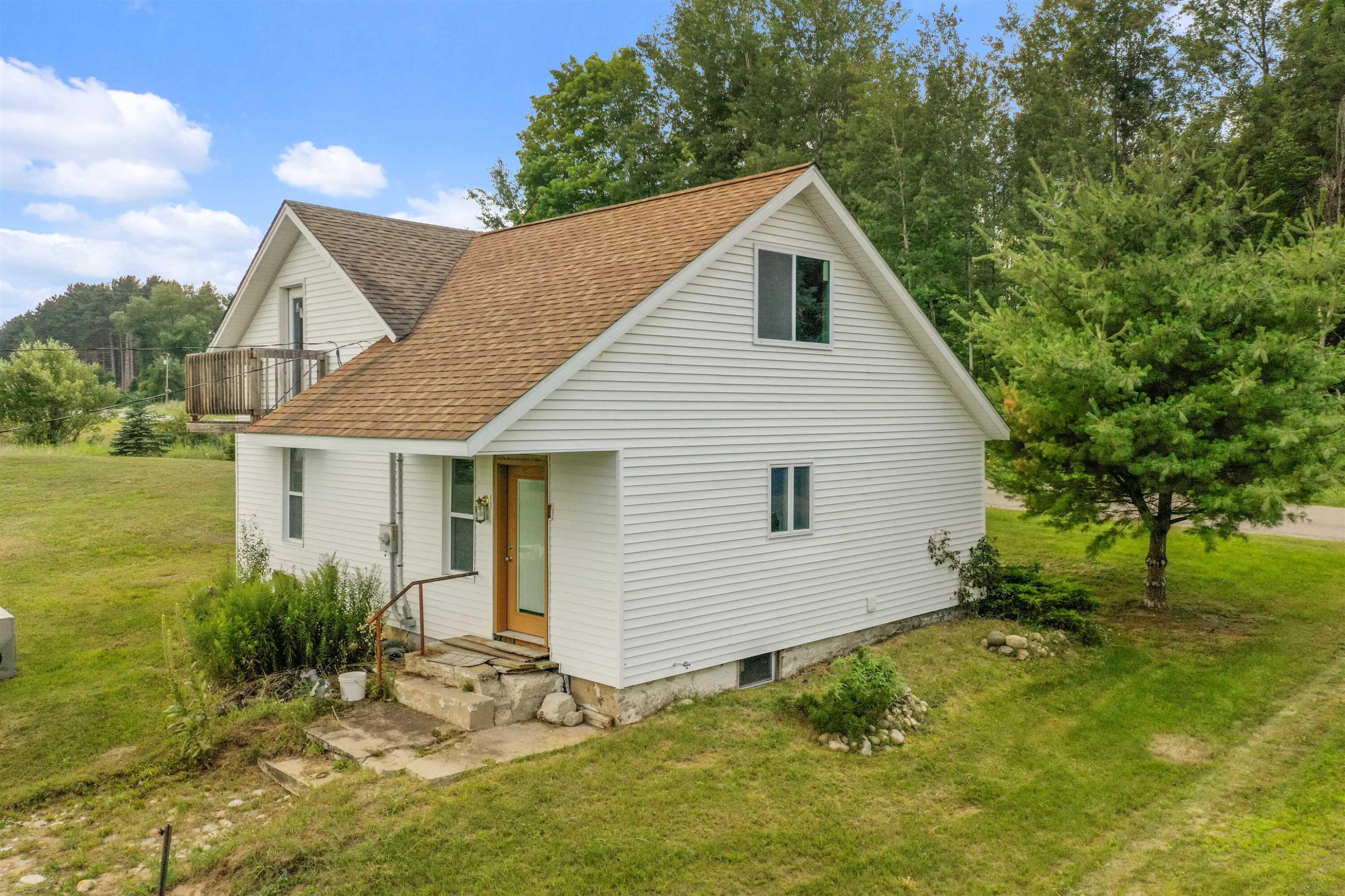 7923 South S Forward St Road McBain, MI 49657 - Photo 1 of 1 McBain Home Forward Rd