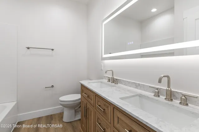 $895,000 | 65 Caribou Peak Loop, Etna, WY 83118