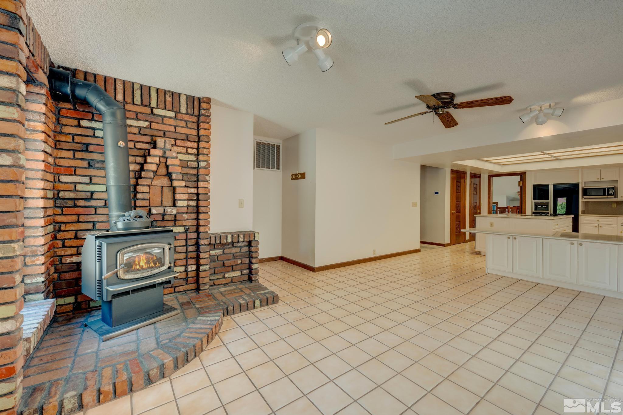 3901 Lakeview Road Carson City, NV 89703 - Photo 15 of 40 Photo 15