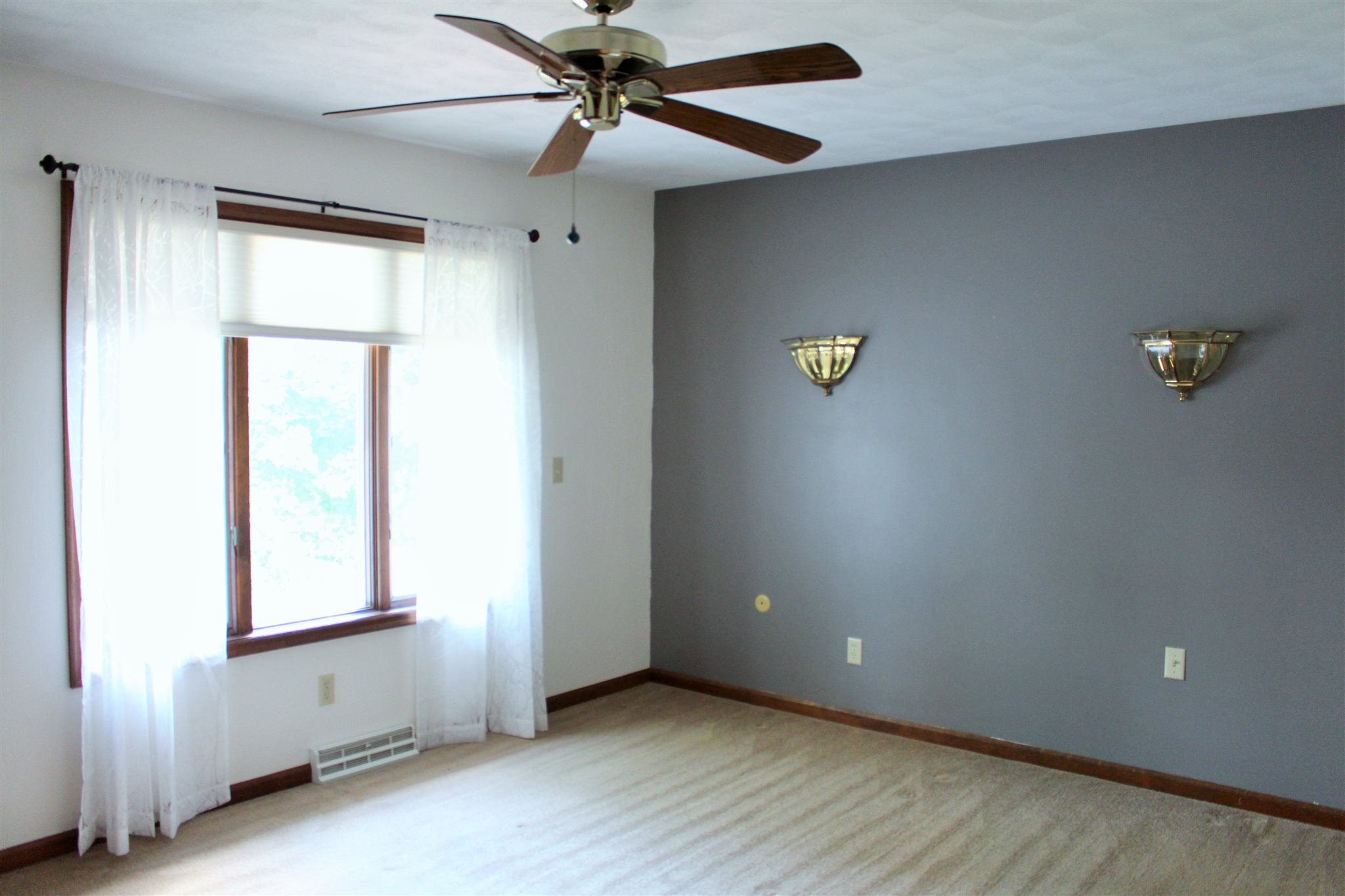 5520 Clemons Road Bettendorf, IA 52722 - Photo 21 of 37 Gallery Image 21