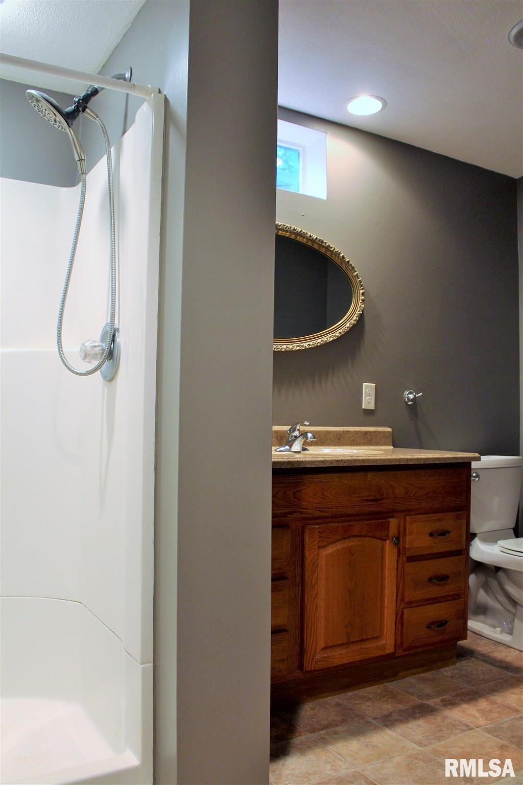 5520 Clemons Road Bettendorf, IA 52722 - Photo 26 of 37 Gallery Image 26