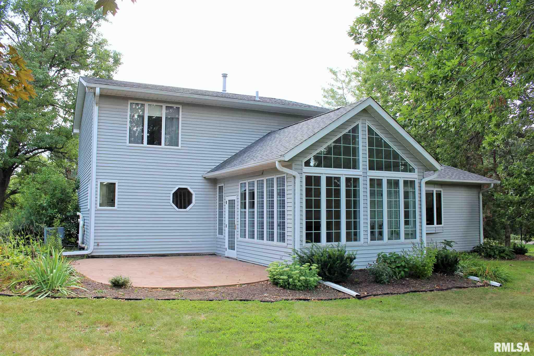5520 Clemons Road Bettendorf, IA 52722 - Photo 29 of 37 Gallery Image 29