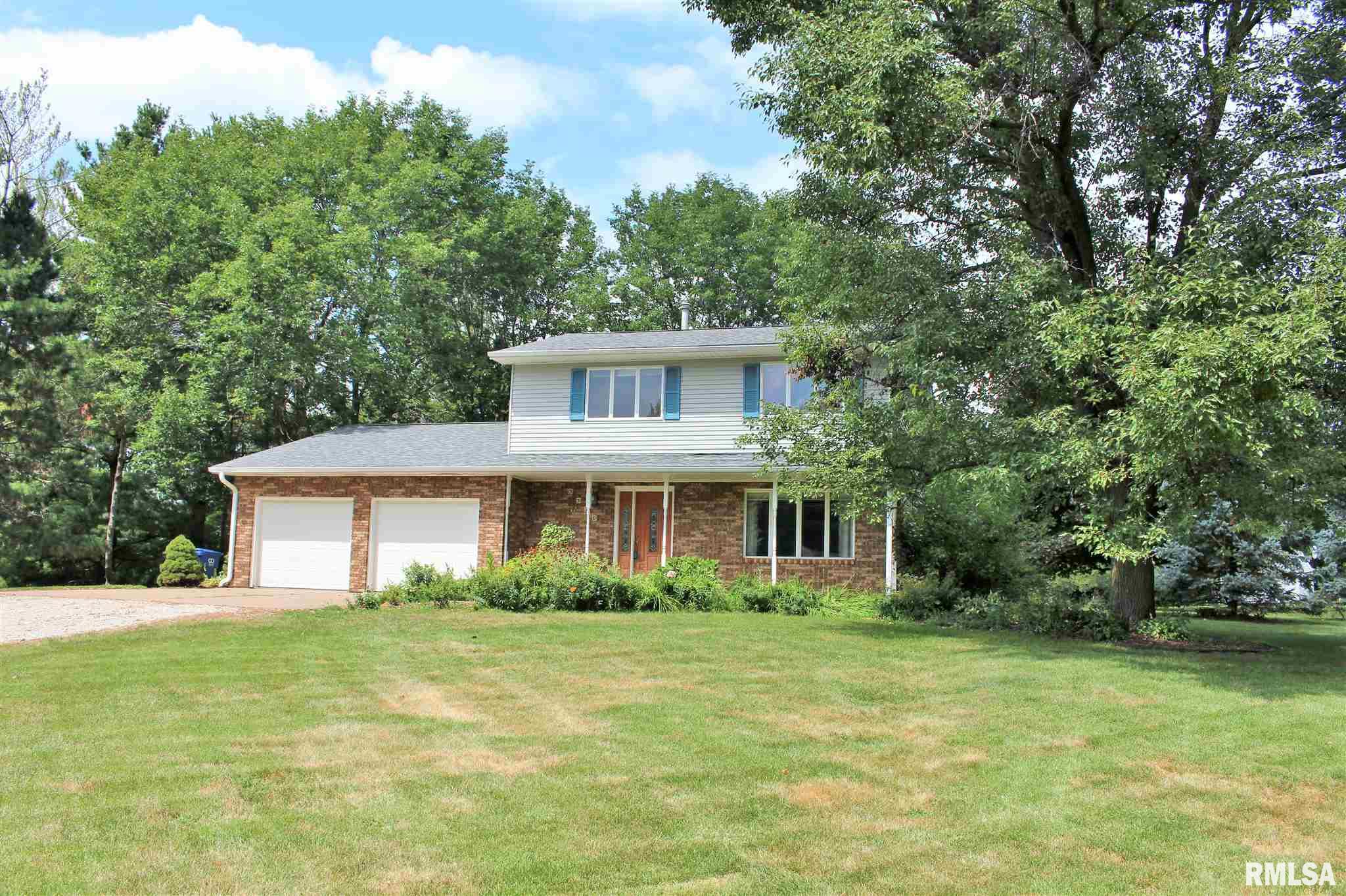 5520 Clemons Road Bettendorf, IA 52722 - Photo 3 of 37 Gallery Image 3