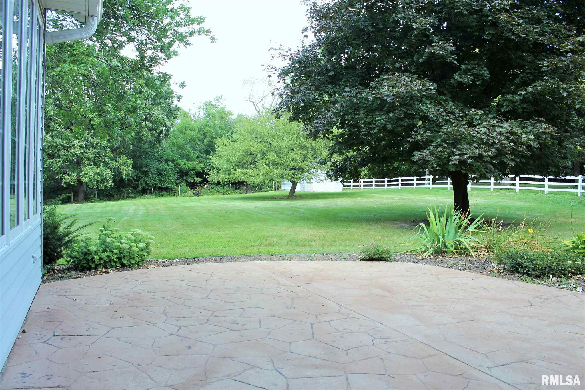 5520 Clemons Road Bettendorf, IA 52722 - Photo 32 of 37 Gallery Image 32