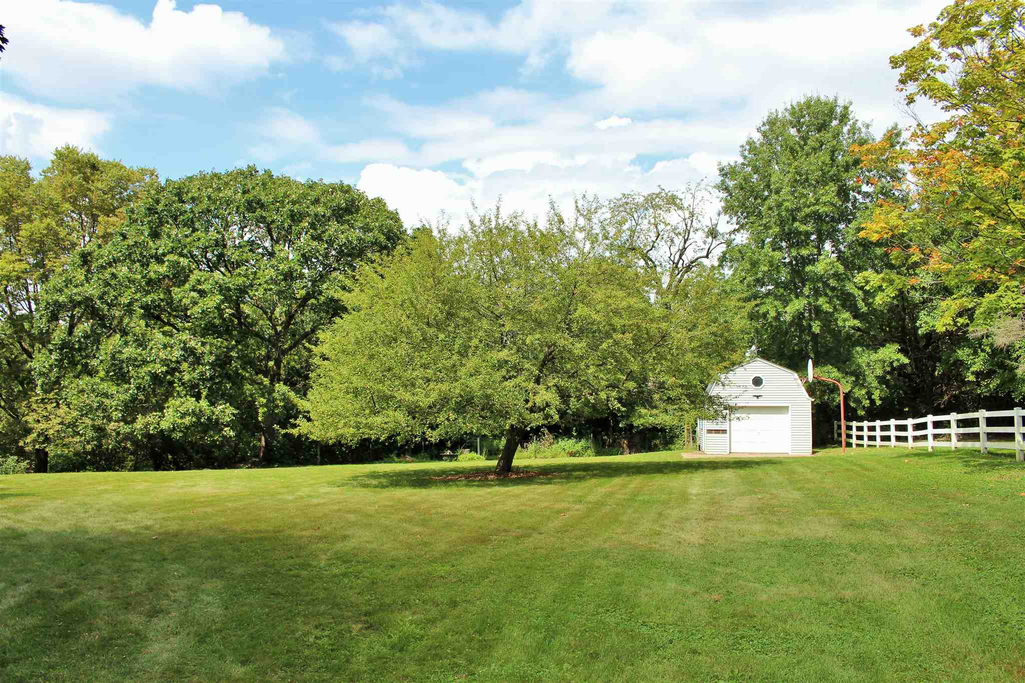 5520 Clemons Road Bettendorf, IA 52722 - Photo 34 of 37 Gallery Image 34