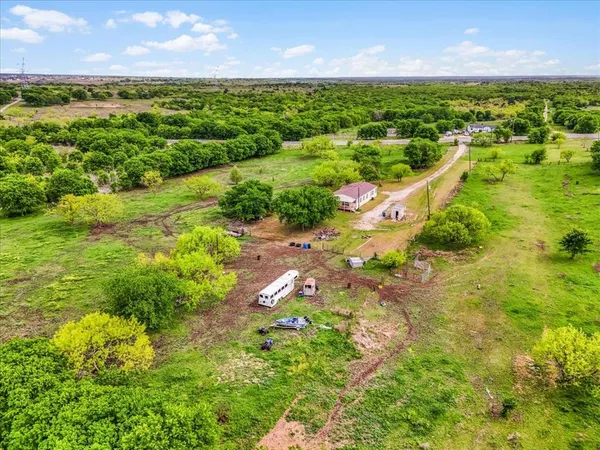 $385,000 | 574 Farm To Market 2258, Venus, TX 76084