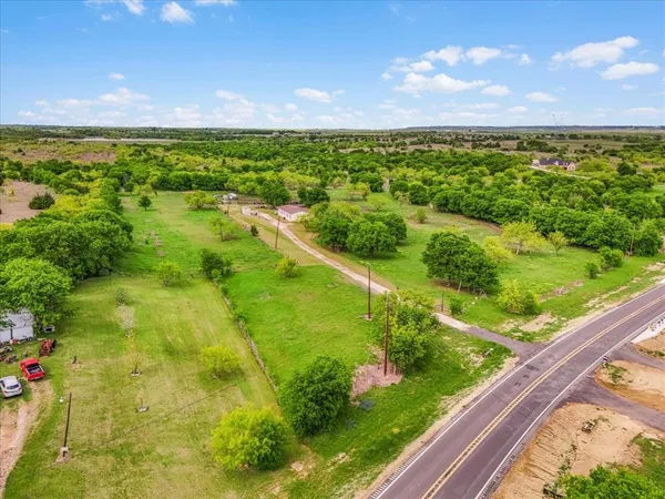 $385,000 | 574 Farm To Market 2258, Venus, TX 76084