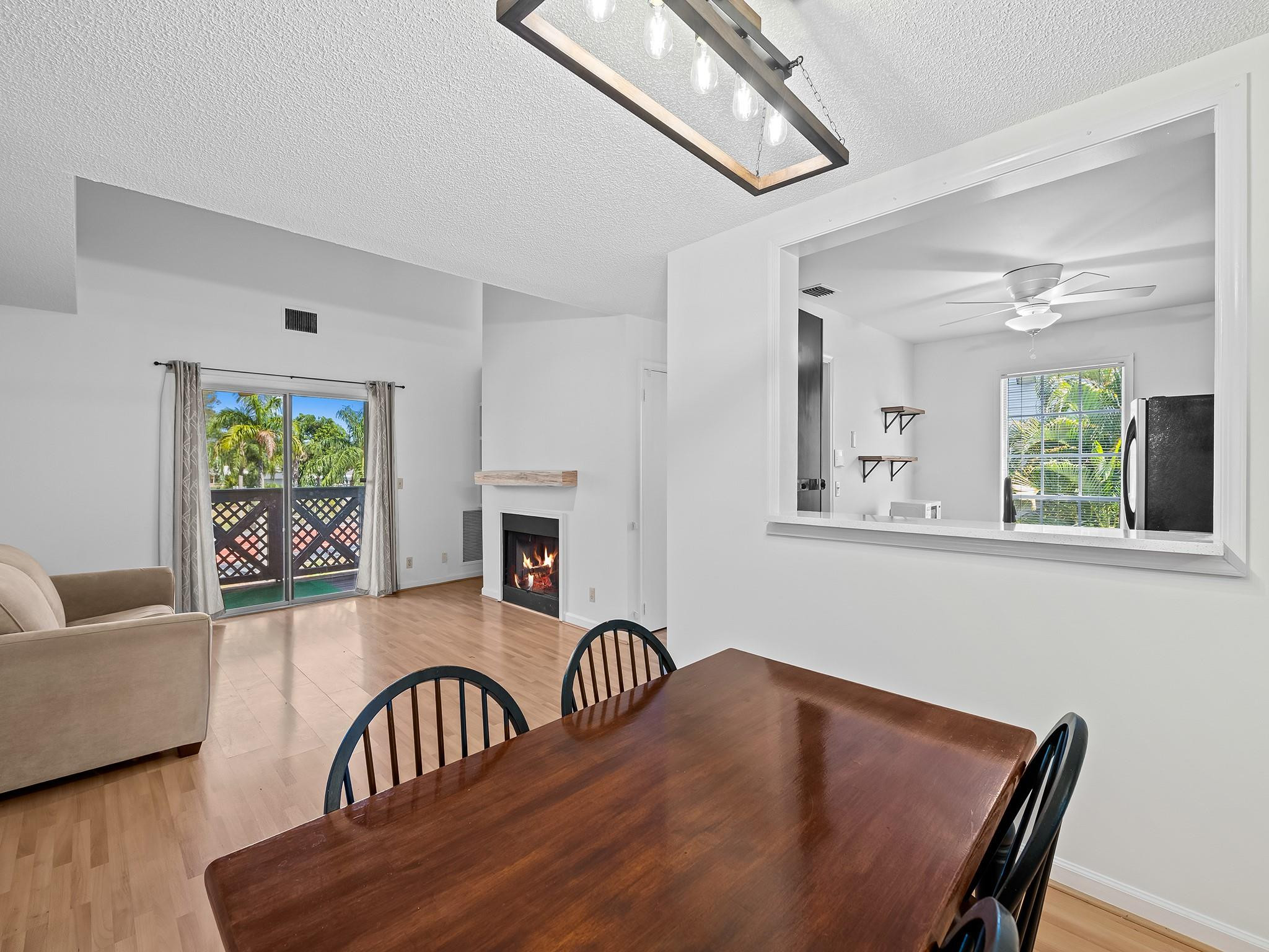 5095 Heatherhill Lane, Unit 8 Boca Raton, FL 33486 - Photo 8 of 32 Photo 7