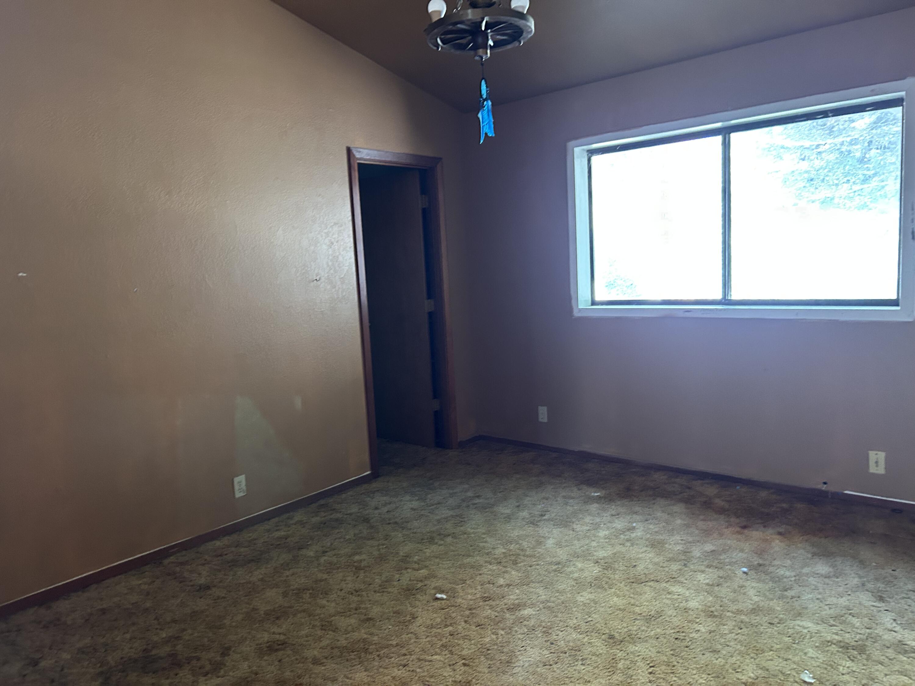 30 Bear Canyon Road Lewiston, CA 96052 - Photo 20 of 64 an empty room with a window