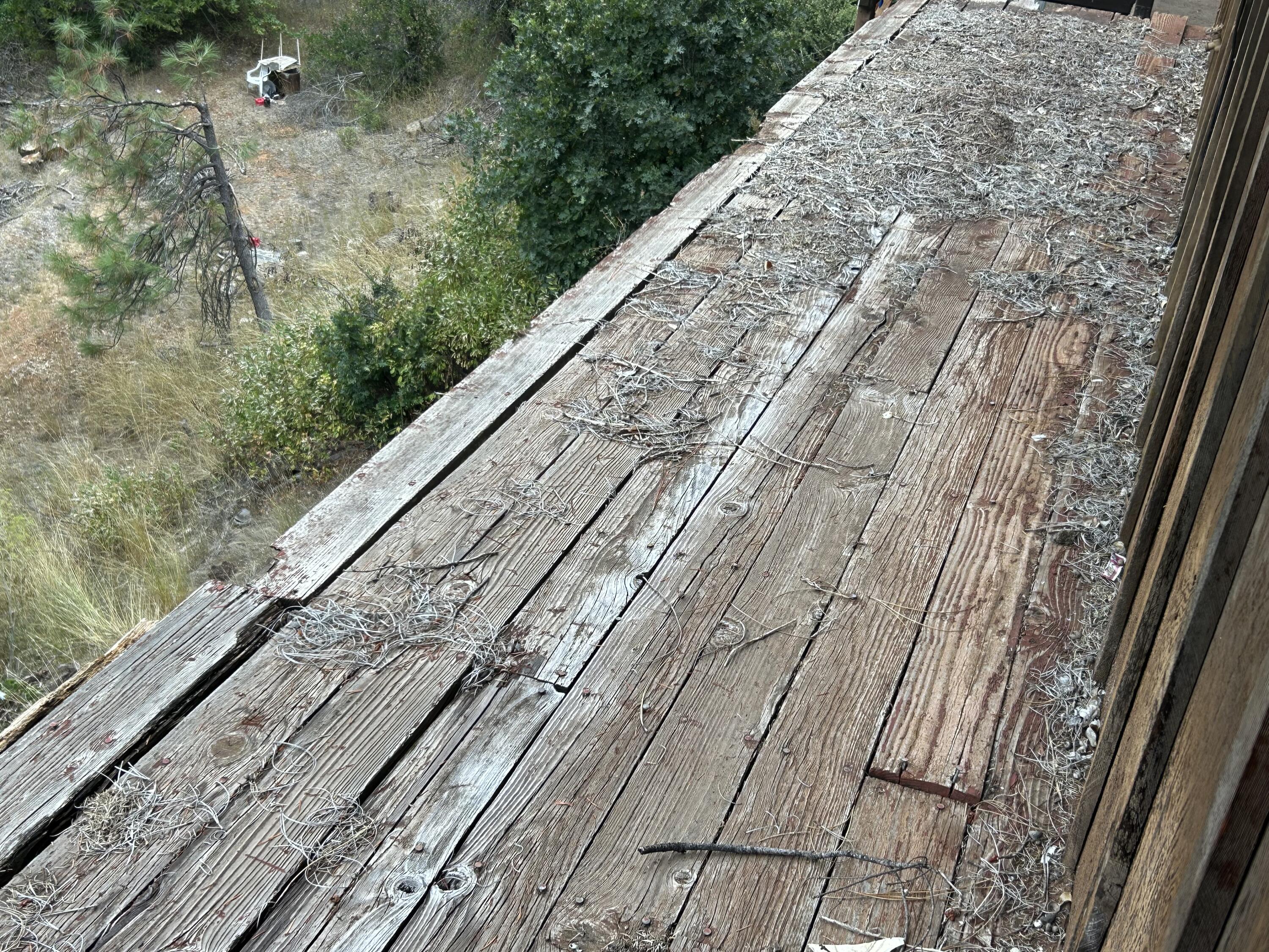 30 Bear Canyon Road Lewiston, CA 96052 - Photo 59 of 64 a view balcony with wooden floor