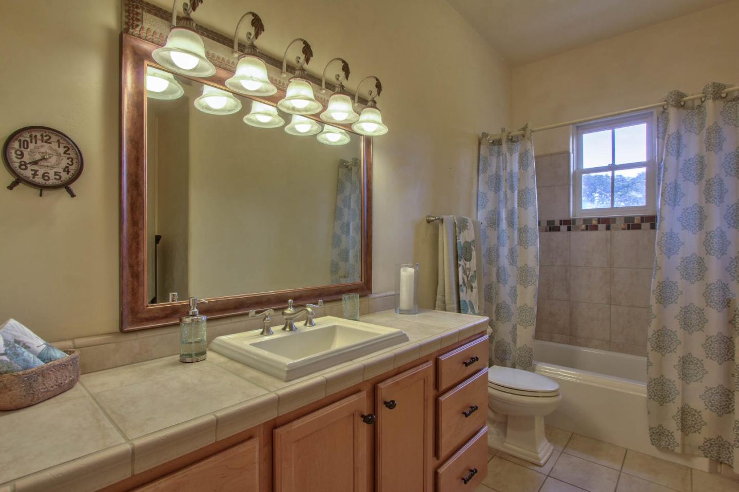 360 Dante Robles Road Aromas, CA 95004 - Photo 23 of 40 Gallery Image 23