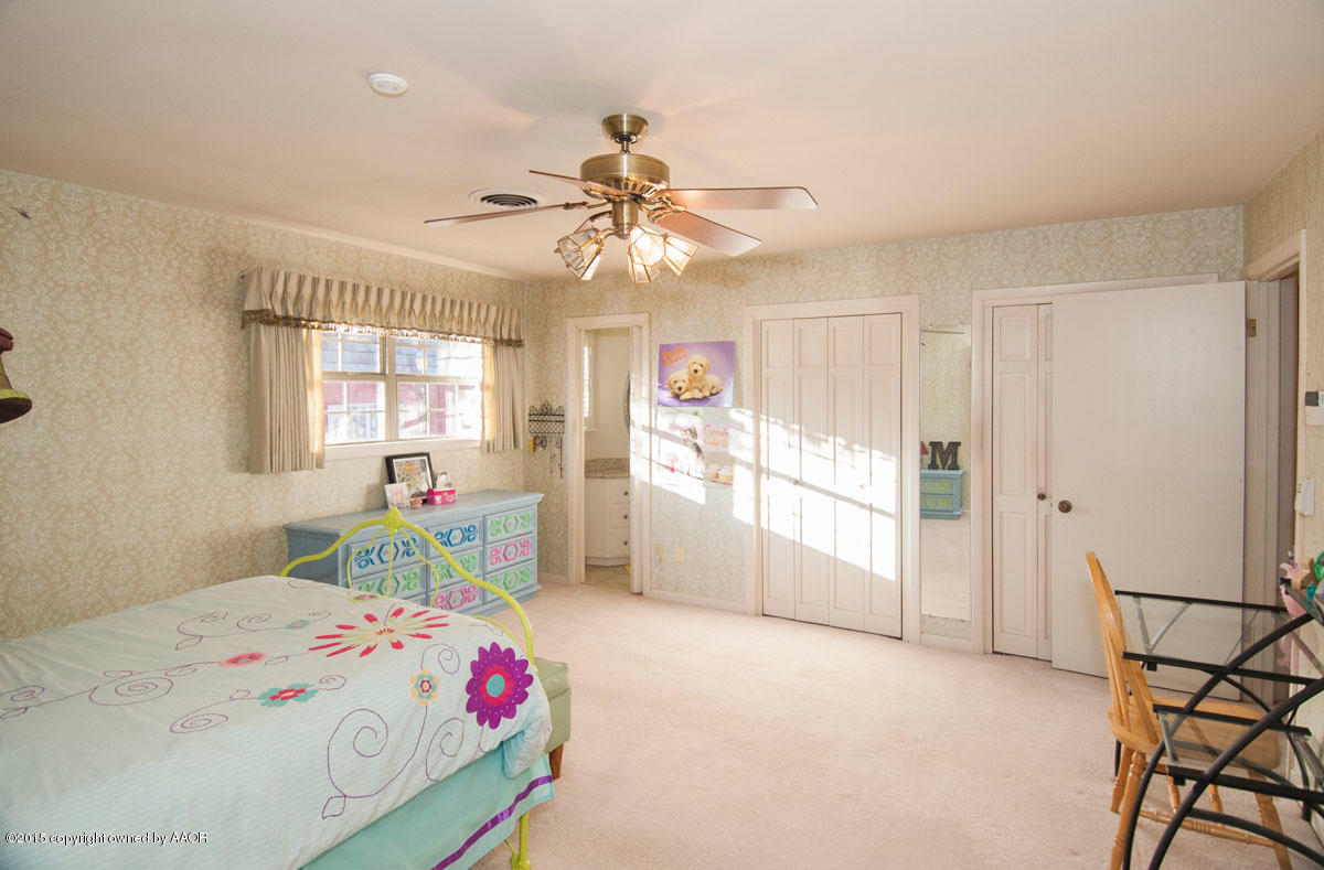 6217 Calumet Road Amarillo, TX 79106 - Photo 25 of 36 BEDROOM 4 VIEW 2
