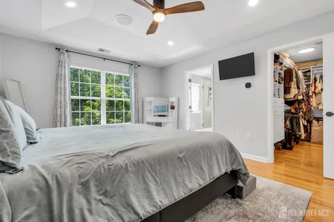 $575,000 | 20 Russell Court, Old Bridge, NJ 07747