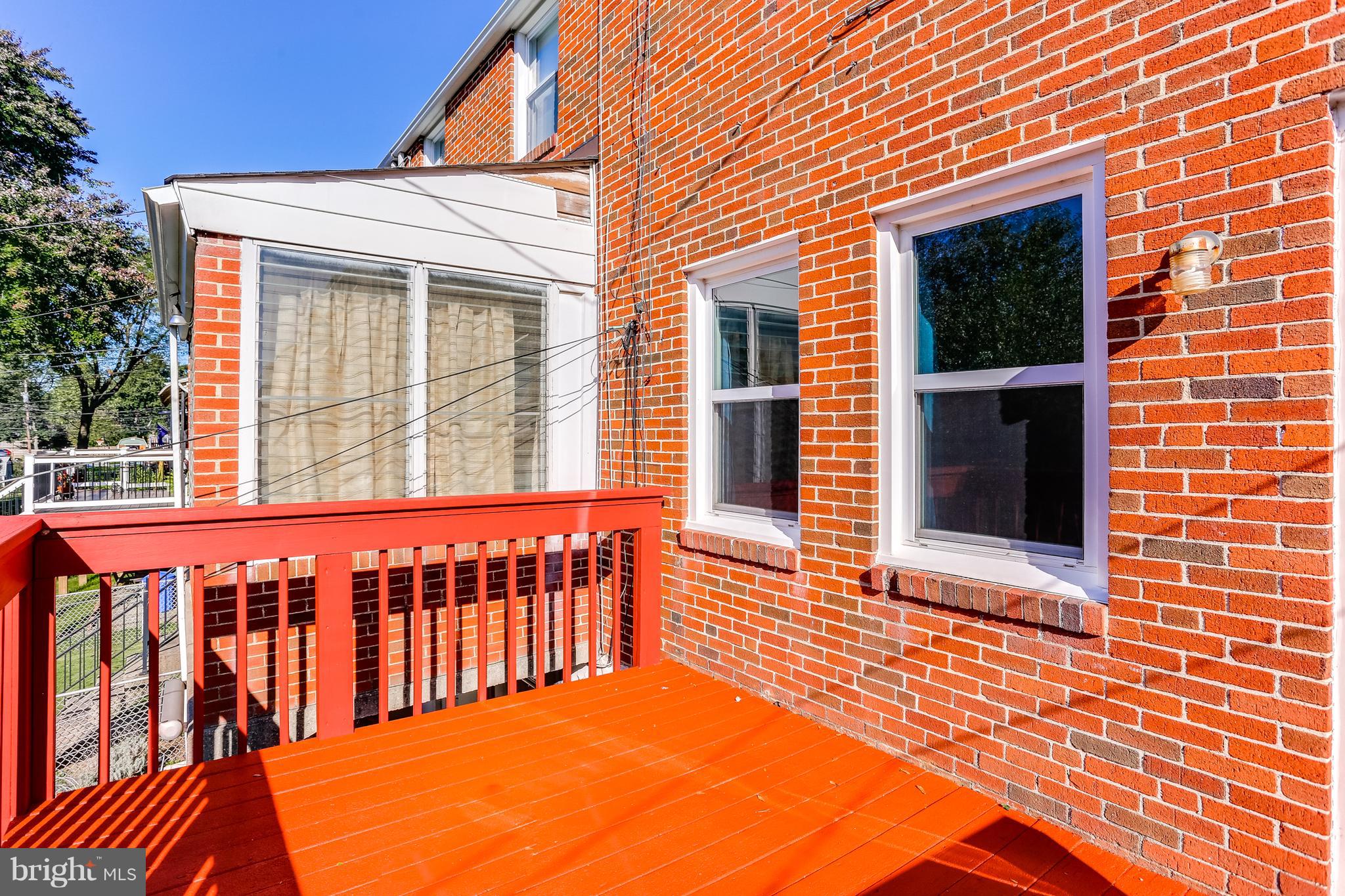 1663 Thetford Road Baltimore, MD 21286 - Photo 19 of 22 Rear Deck