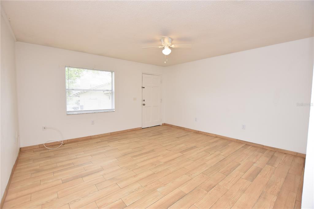 613 Robin Road, Unit 5 Lakeland, FL 33803 - Photo 13 of 18