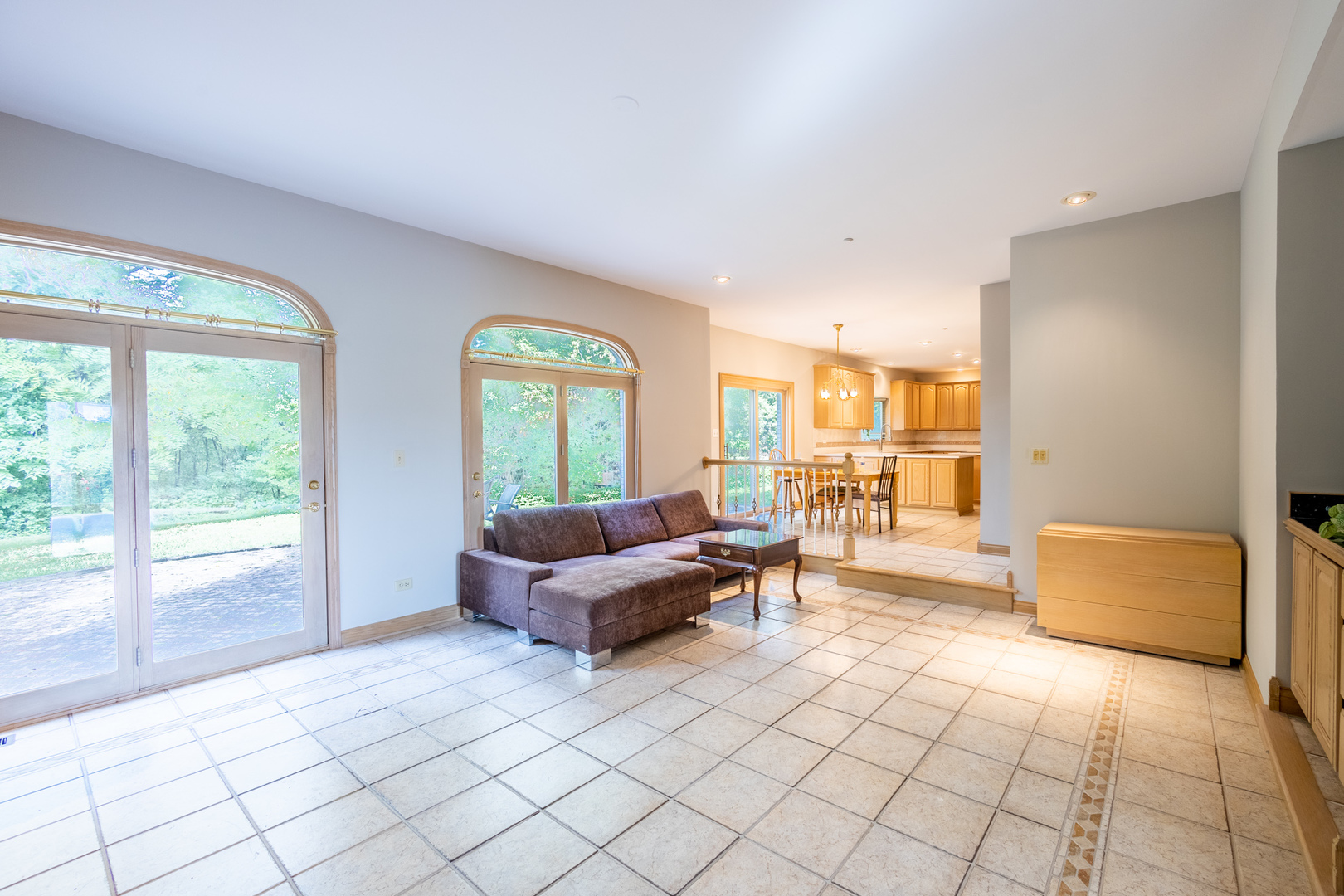 2316 Coach Road Long Grove, IL 60047 - Photo 3 of 29 Gallery Image 3
