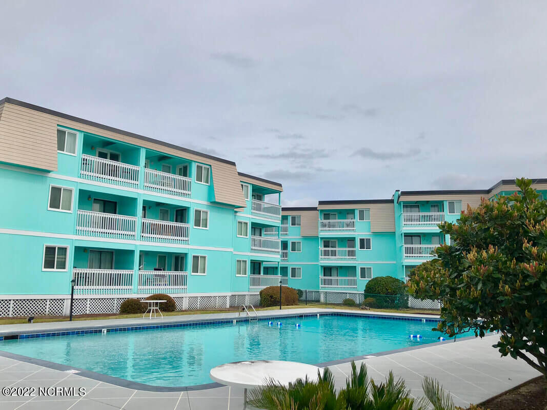 301 Commerce Way, Unit 233 Atlantic Beach, NC 28512 - Photo 5 of 11 Pool