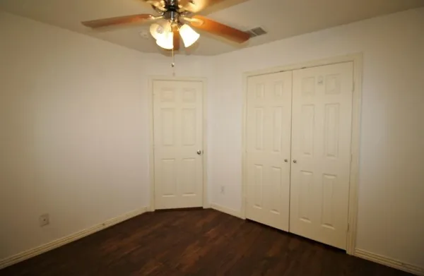 $2,295 | 5316 Lake Garden Drive, Grand Prairie, TX 75052