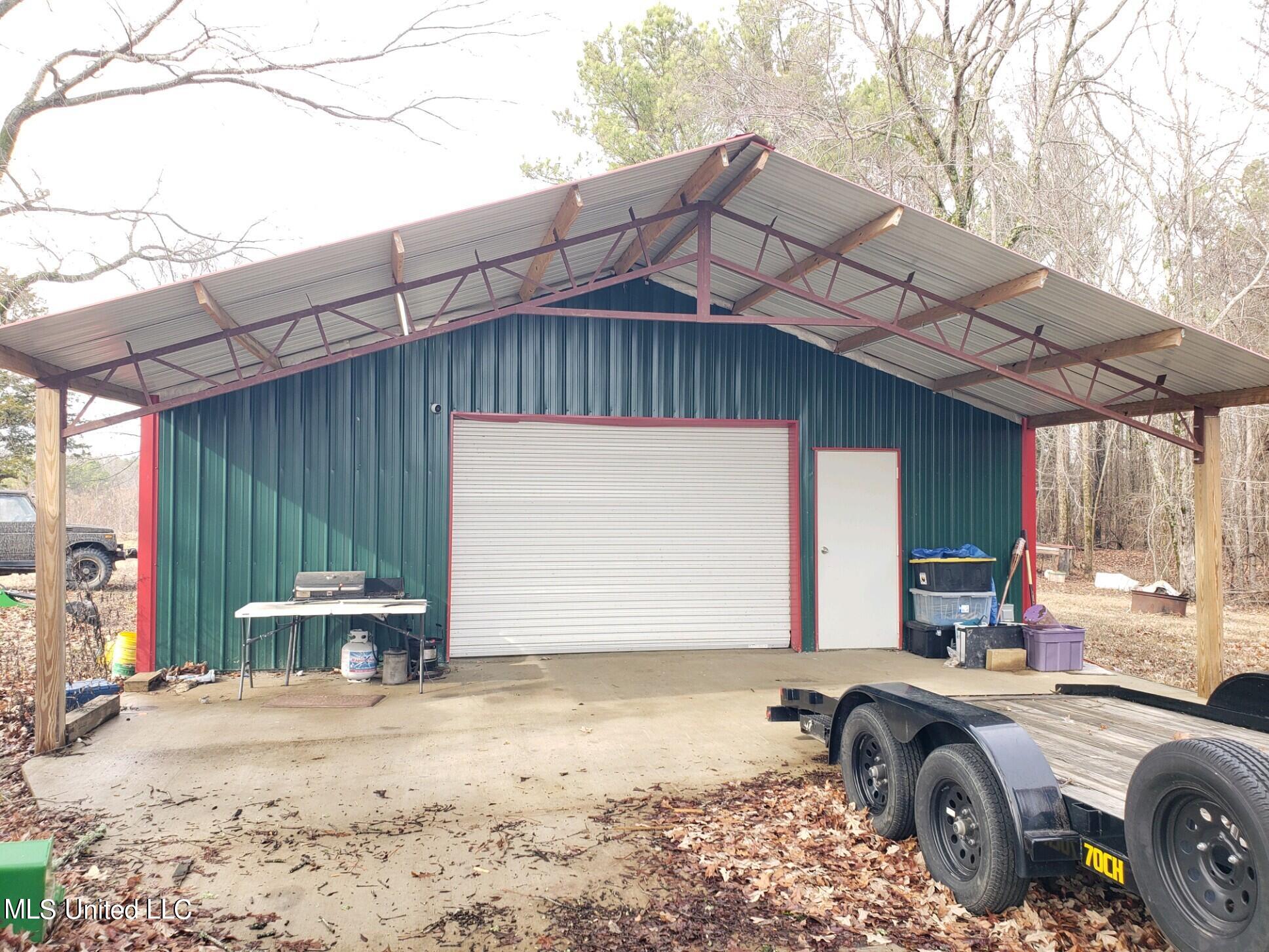 193 Chickasaw Ridge Pope, MS 38658 - Photo 5 of 23 Shop