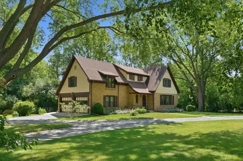 $699,999 | 950 Terrace Drive, Elm Grove, WI 53122