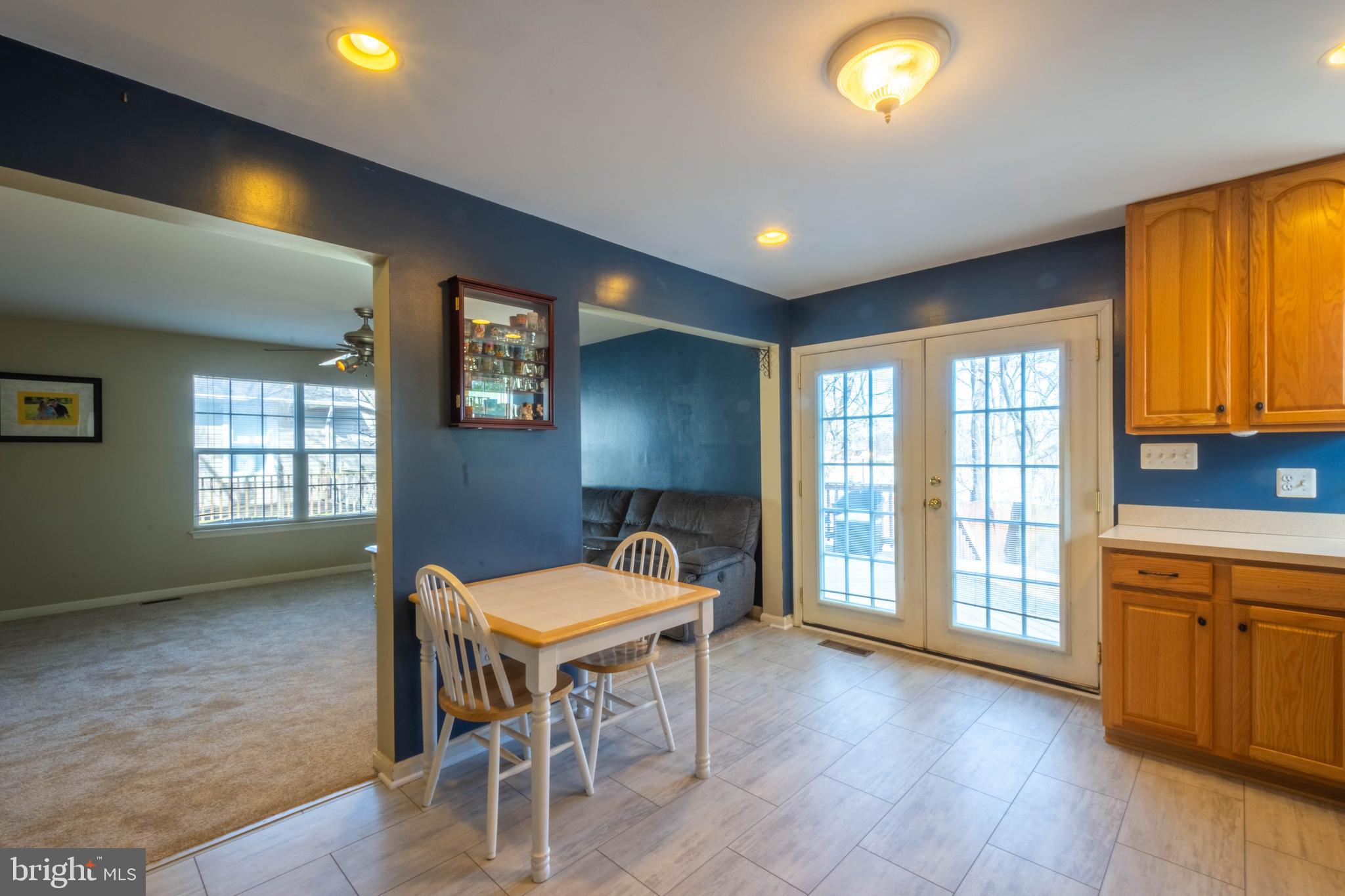 1406 Odenton Road Odenton, MD 21113 - Photo 5 of 42 Kitchen With Eat-In Area