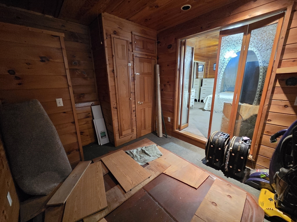 54 Slocum Street Acushnet, MA 02743 - Photo 17 of 35