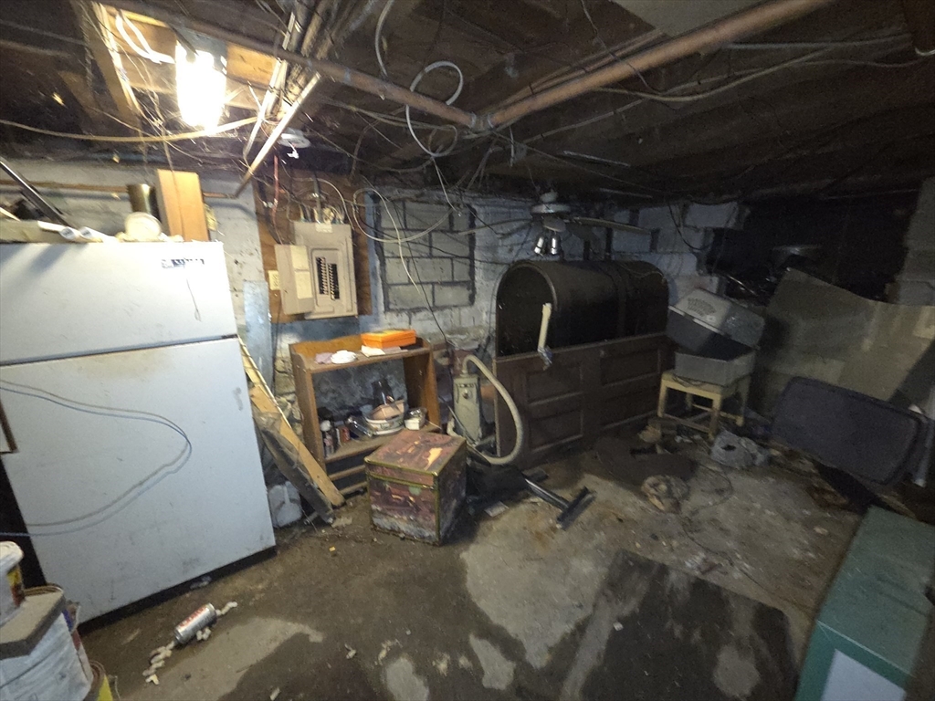 54 Slocum Street Acushnet, MA 02743 - Photo 28 of 35