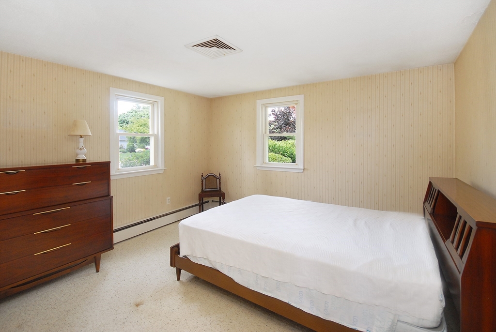 12 Reo Road Maynard, MA 01754 - Photo 17 of 37 Gallery Image 17