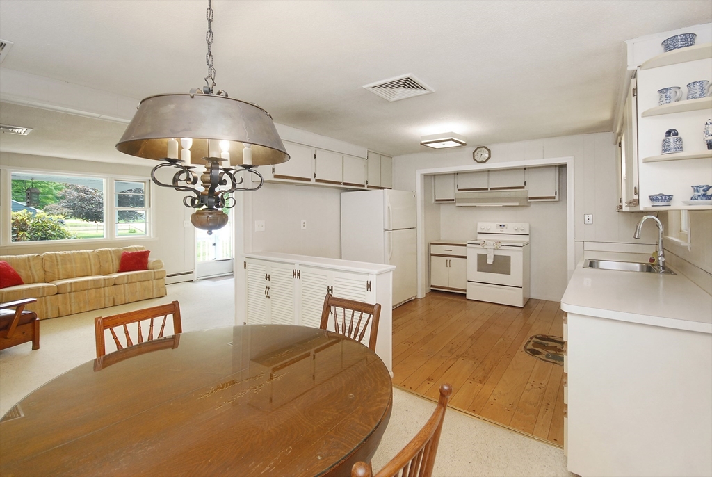 12 Reo Road Maynard, MA 01754 - Photo 8 of 37 Gallery Image 8