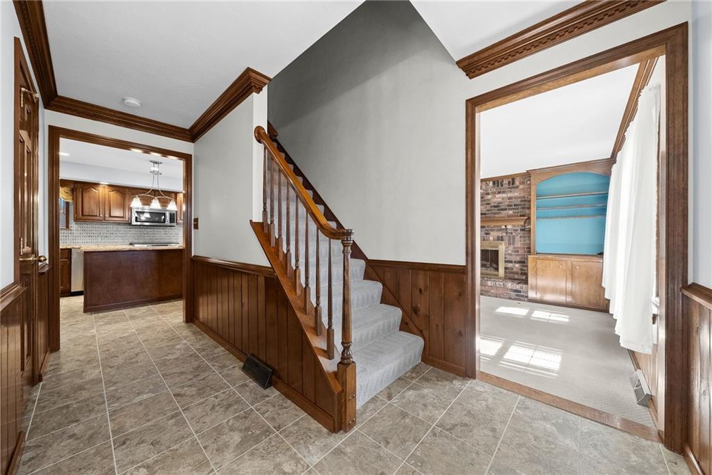 137 Field Club Circle McKees Rocks, PA 15136 - Photo 20 of 47 Gallery Image 20