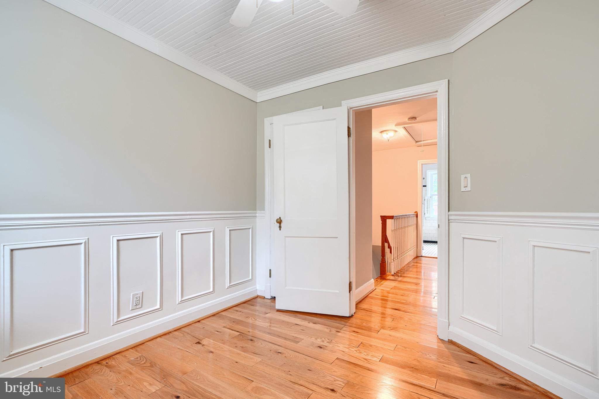 6142 Regent Park Road Baltimore, MD 21228 - Photo 21 of 36