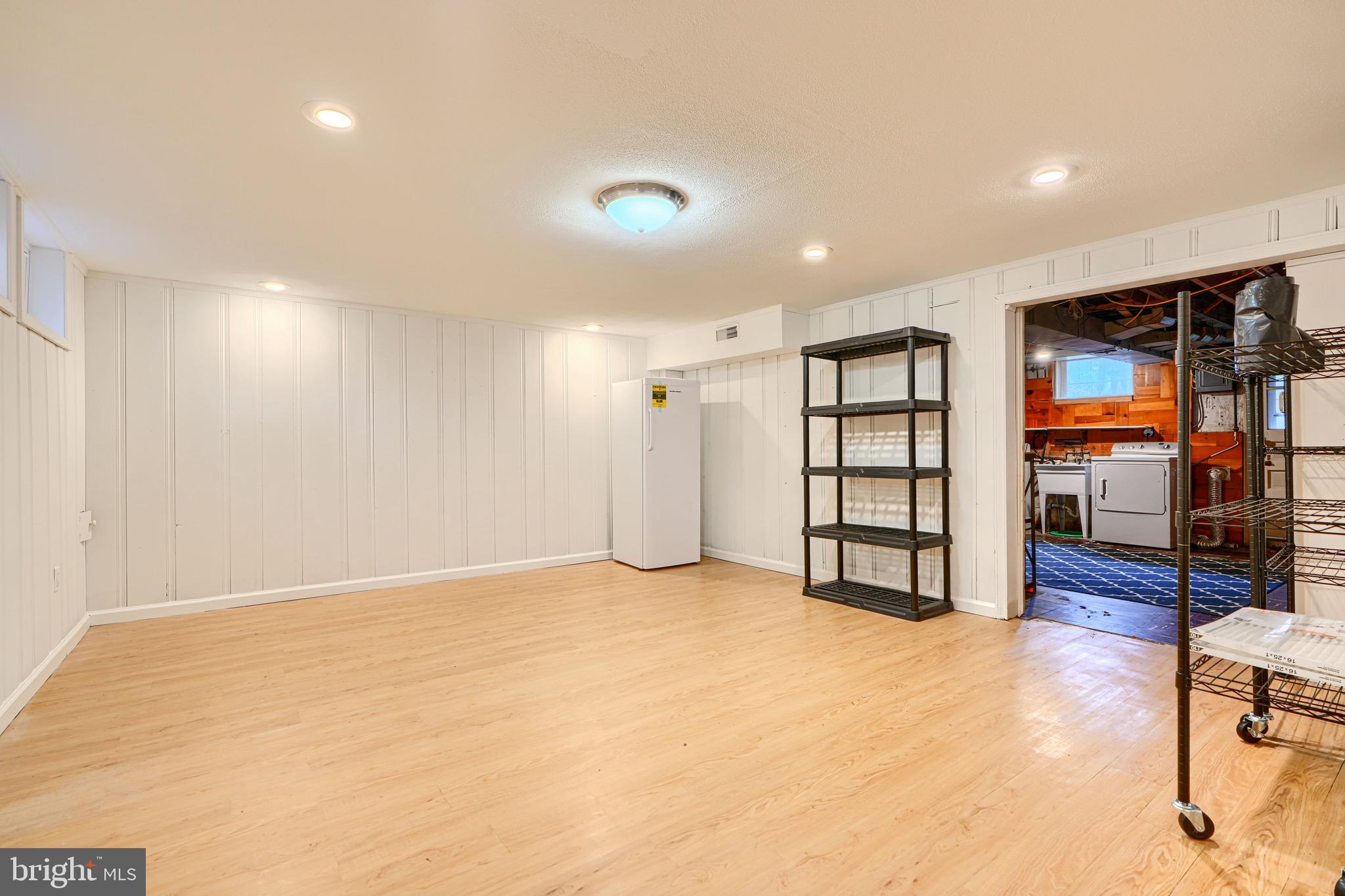 6142 Regent Park Road Baltimore, MD 21228 - Photo 28 of 36