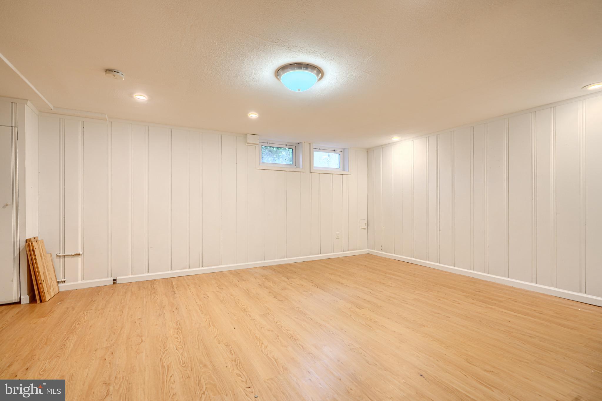 6142 Regent Park Road Baltimore, MD 21228 - Photo 30 of 36