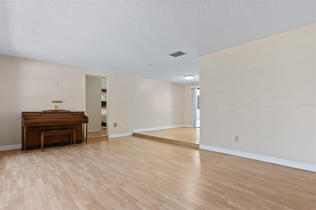 12814 Twin Branch Acres Road Tampa, FL 33626 - Photo 9 of 58