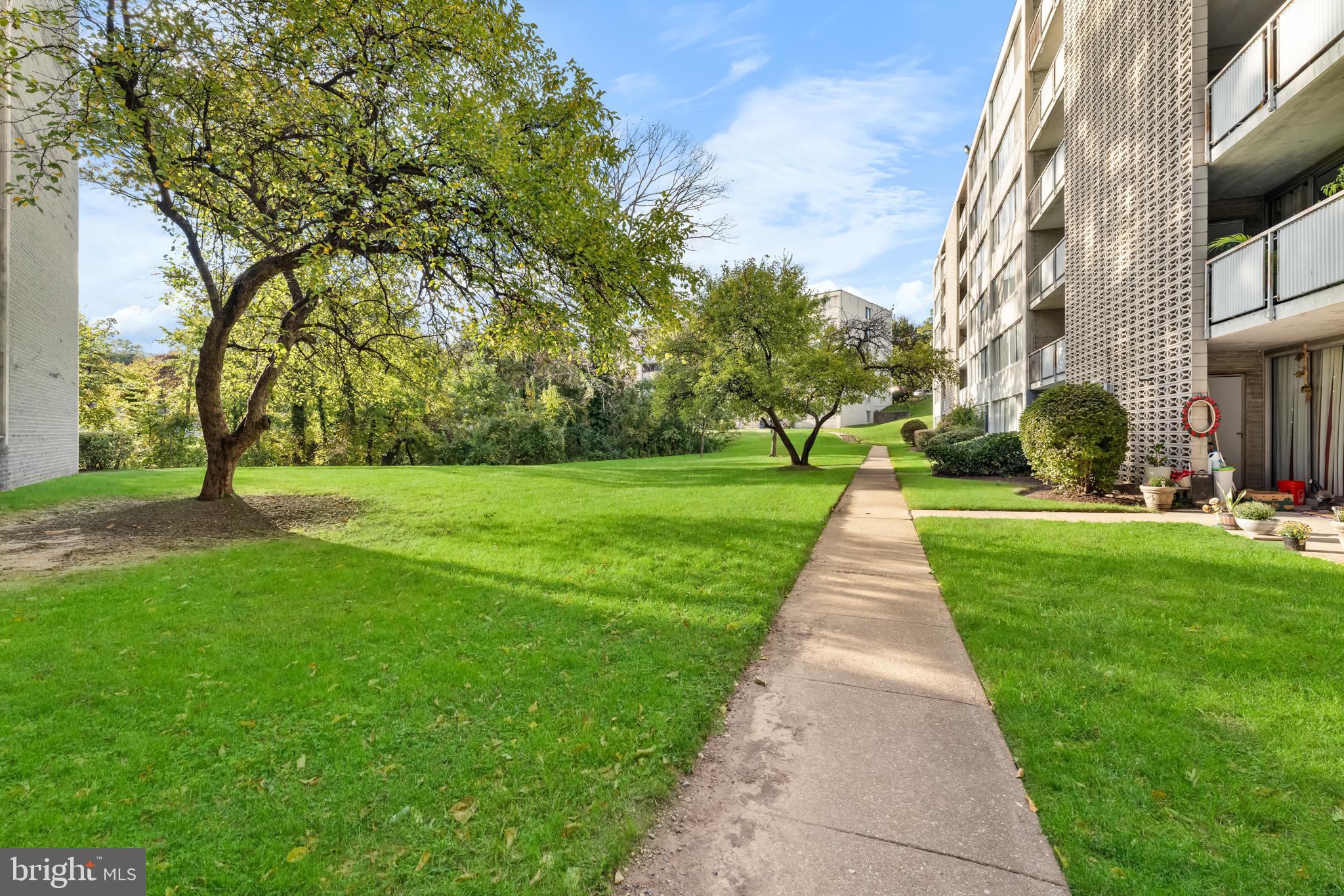 1826 Metzerott Road, Unit 304 Hyattsville, MD 20783 - Photo 27 of 28 Gallery Image 27