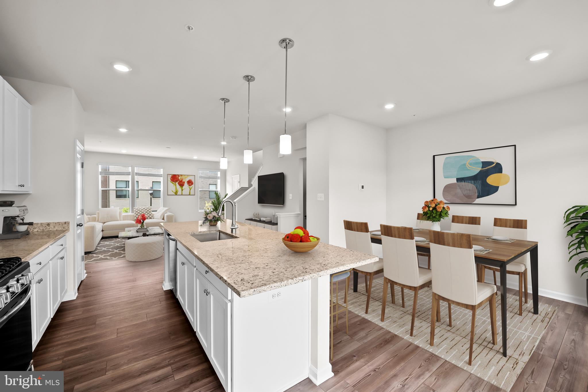 657 Mozart Way Baltimore, MD 21224 - Photo 2 of 39 kitchen