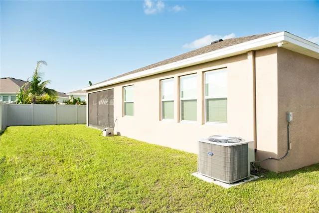 $3,300 | 12216 Nantahala Run, Parrish, FL 34219