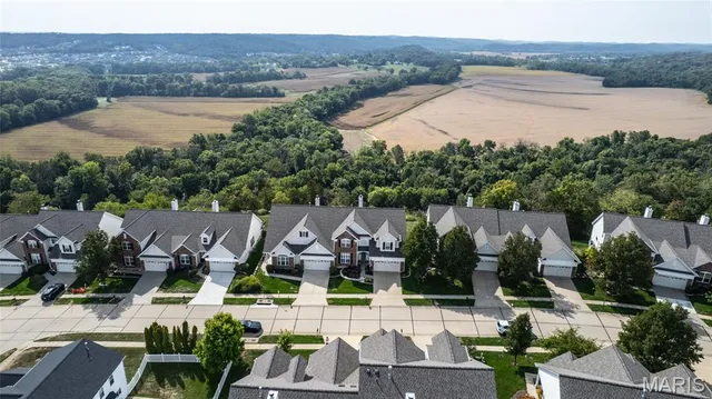 $462,500 | 612 Bluffs View Court, Eureka, MO 63025