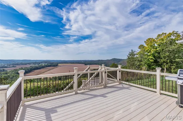 $462,500 | 612 Bluffs View Court, Eureka, MO 63025