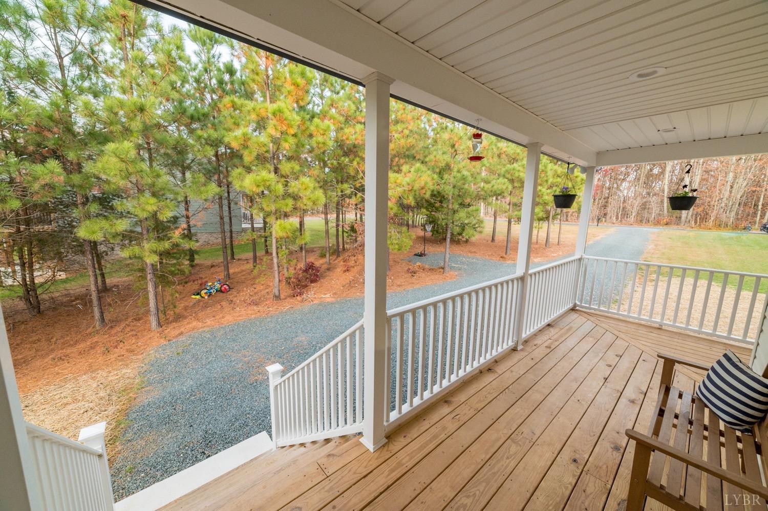587 Ruckers Road Concord, VA 24538 - Photo 3 of 39 Gallery Image 3